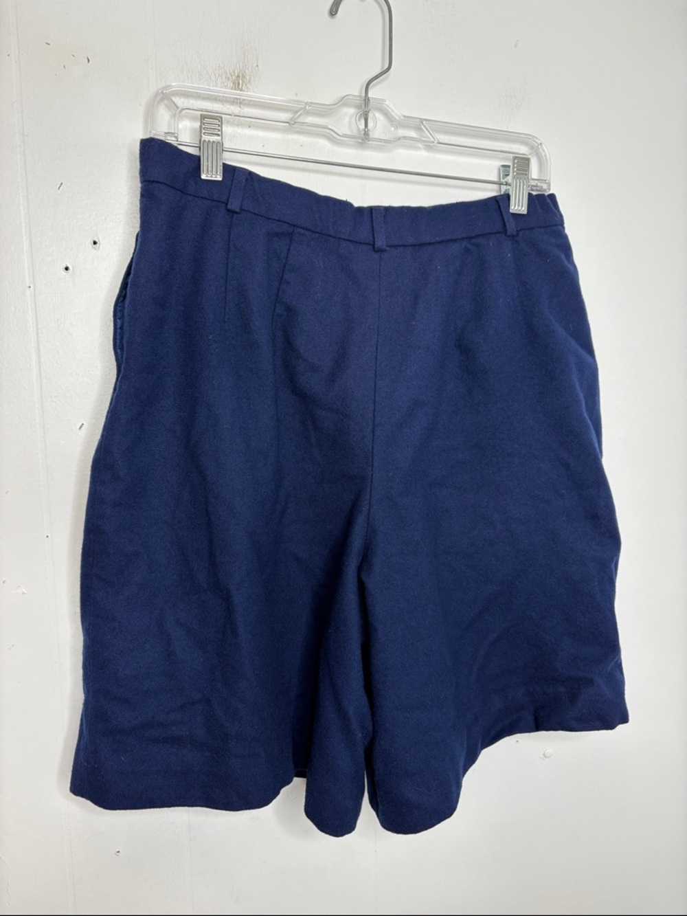 Pendleton Shorts Womens 16 Petite Virgin wool Midi high waisted pleated Navy - Picture 2 of 6